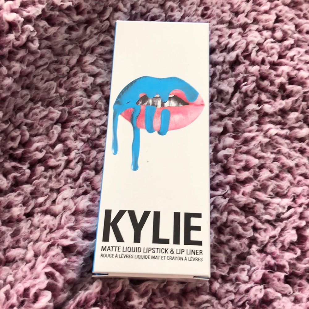 Kylie lip kit-skylie